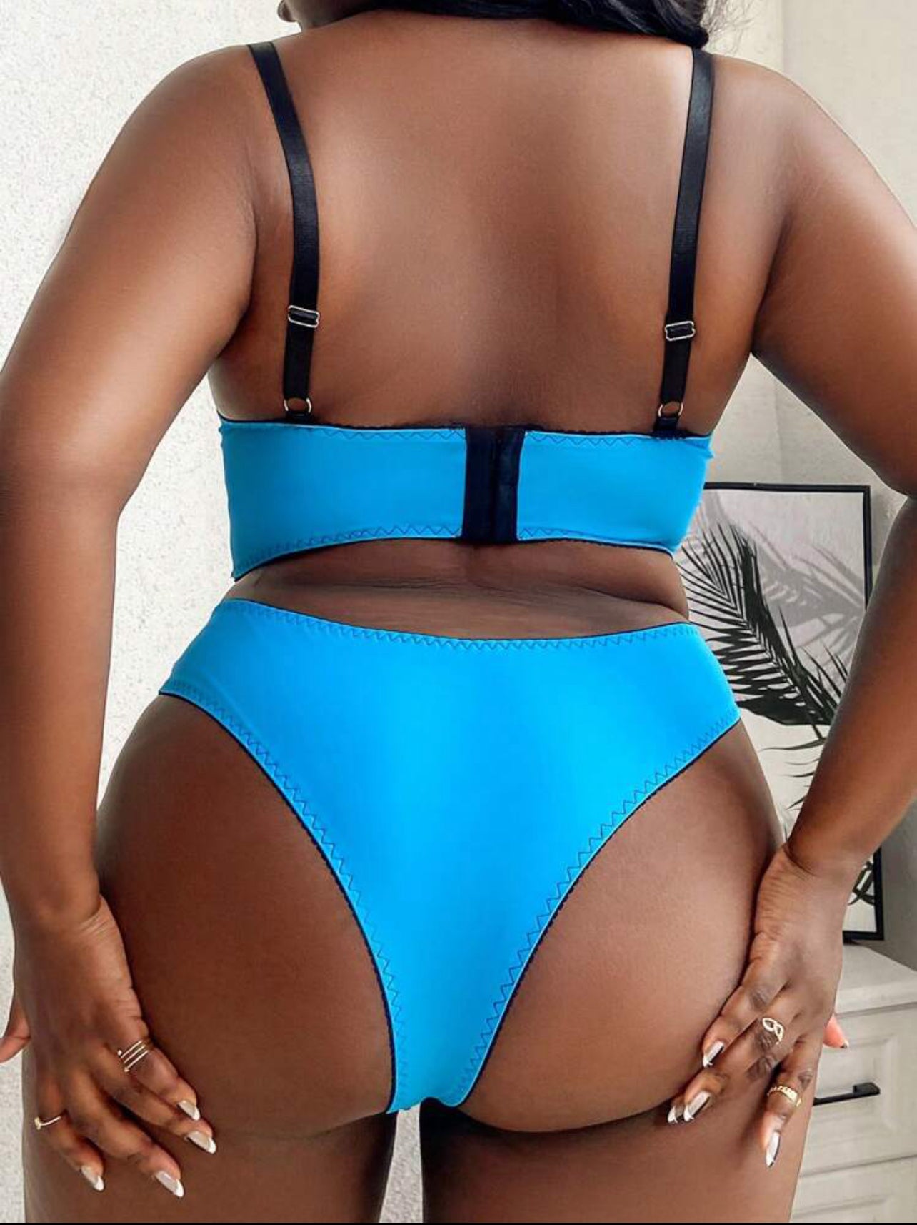 Taglie Forti Set lingerie pizzo a contrasto con ferretto