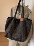 Borsa a tracolla casual di moda, grande capacità, stampa leopardata, design personale alla moda, popolare, adatta per scuola, ampia capacità, portatile, per ragazze adolescenti, donne, studenti universitari, lavoratrici, perfetta per lavoro, ritorno a scu