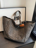 Borsa a tracolla casual di moda, grande capacità, stampa leopardata, design personale alla moda, popolare, adatta per scuola, ampia capacità, portatile, per ragazze adolescenti, donne, studenti universitari, lavoratrici, perfetta per lavoro, ritorno a scu