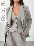 Completo da donna taglie forti in 3 pezzi, composto da giacca invernale nera con stampa 