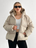 Cappotto imbottito con chiusura lampo e cappuccio
