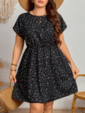 Abito casual floreale estivo da donna taglia forte, con collo rotondo e vita arricciata