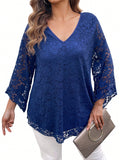 Camicia da donna  collo a V morbido con maniche corte, in pizzo e fantasia floreale, blu