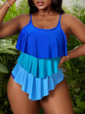 Costume da bagno una pezzo per donna taglie forti con rifiniture a volant e dettagli a contrasto, adatto per vacanze