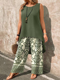 Set da 2 pezzi con taglie comode: top smanicato con stampa paisley e pantaloni a zampa larga