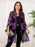 Camicia elegante e trasparente con stampa floreale e abbottonatura, disponibile in taglie comode
