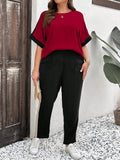 Completo casual estivo da donna taglie forti, top con maniche a pipistrello e collo rotondo, pantaloni, in stile colorblock