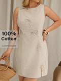 Abito da donna taglia grande: abito corto stile boho-chic , in misto lino e cotone beige senza maniche con dettagli fiocco, gonna a linea A