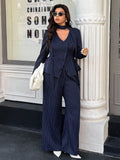 Completo giacca e pantaloni a righe taglie comode