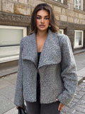 Cappotto in lana da donna taglie forti con colletto a contrasto di colore