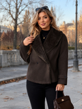 Giacca in lana da donna taglie forti, giacca in lana invernale elegante con ampi revers e patchwork in pelliccia