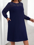 Abito elegante a maniche lunghe in colore unito con collo tondo, pizzo a contrasto e linea dritta, adatto per l'autunno, per taglie forti