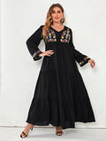 Abito maxi con ricamo floreale con volant
